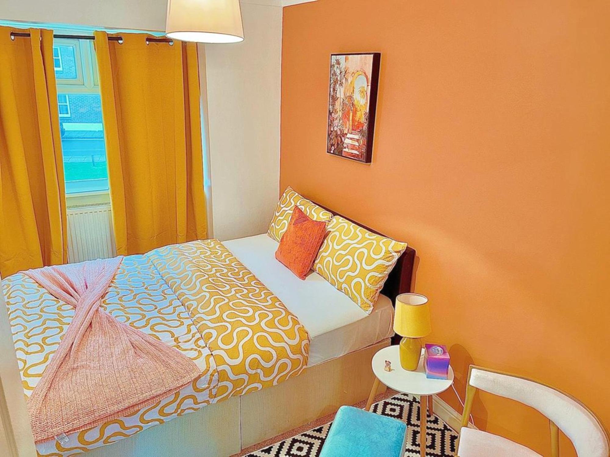 Charming 3-Bedroom House With Garden In Portsmouth, Close Parking, Train Station & Gunwharf Ngoại thất bức ảnh
